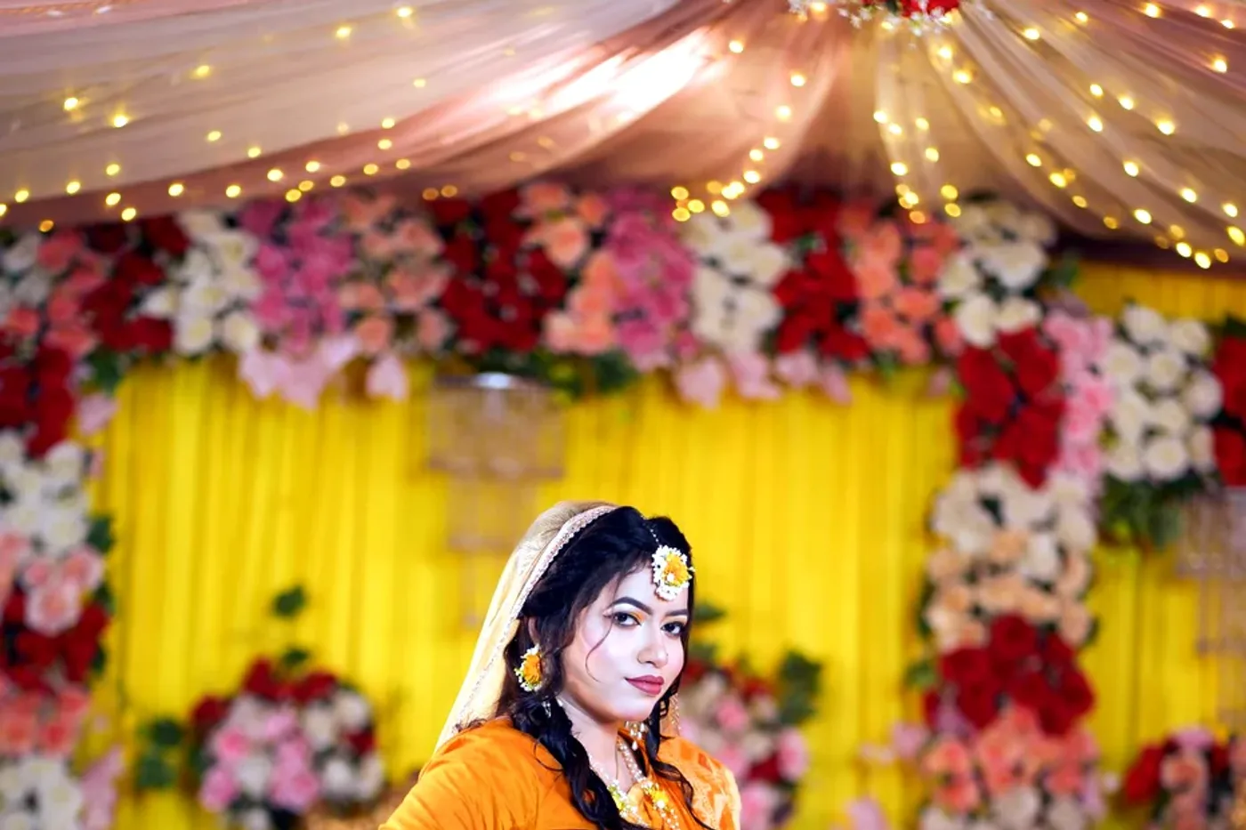 Brighter sangeet function look with festive colour