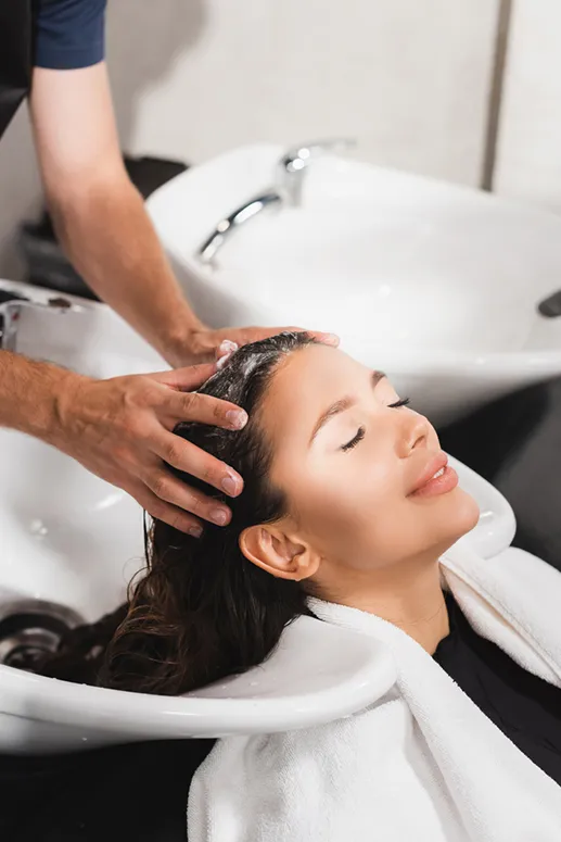 Anti-dandruff scalp spa at Kameleon